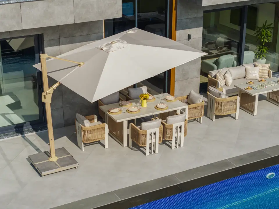 İBİZA Yandan Gövdeli Bahçe Şemsiyesi Cappuccino